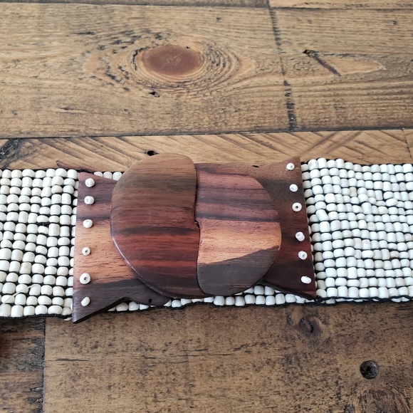 Cream Belt - Picture 2 of 4